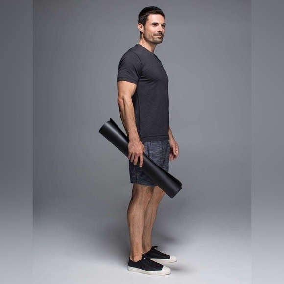 lululemon athletica Pants - Lululemon Surge Short Mens Size Medium 7" Lux Reflective Running Athletic Shorts